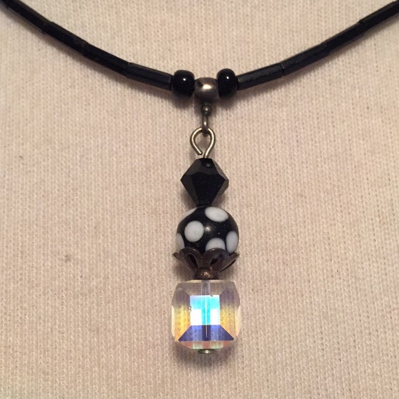Clear, black, & dotted glass beaded necklace - Picture 2 of 7